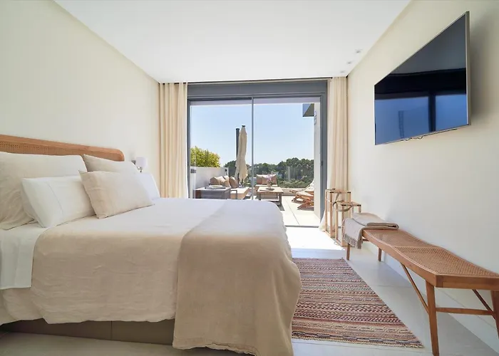 Cabopino Boutique *