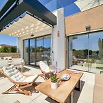 Cabopino Boutique *